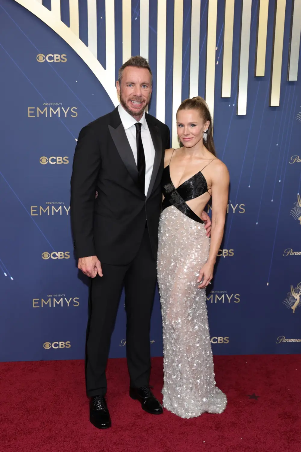 GettyImages2235454873-Kristen-Bell-and-Dax-Emmys-Red-Carpet