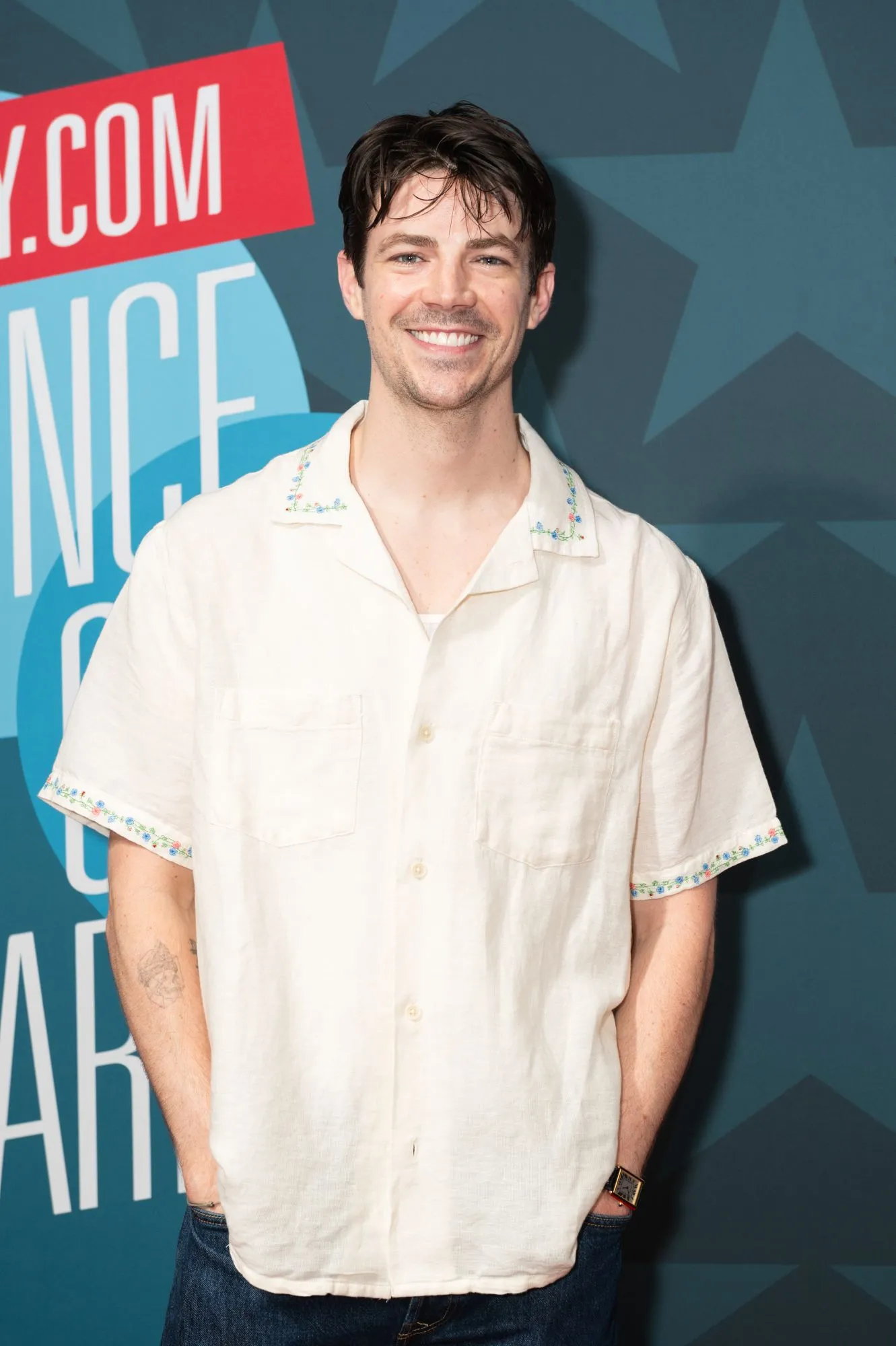 Grant Gustin Bio Pic