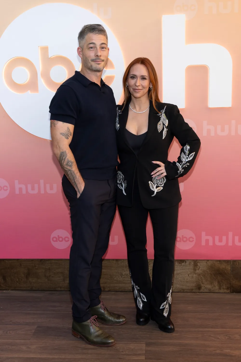 How 911 Season 9 Will Move on Without Peter Krause Bobby Jennifer Love Hewitt