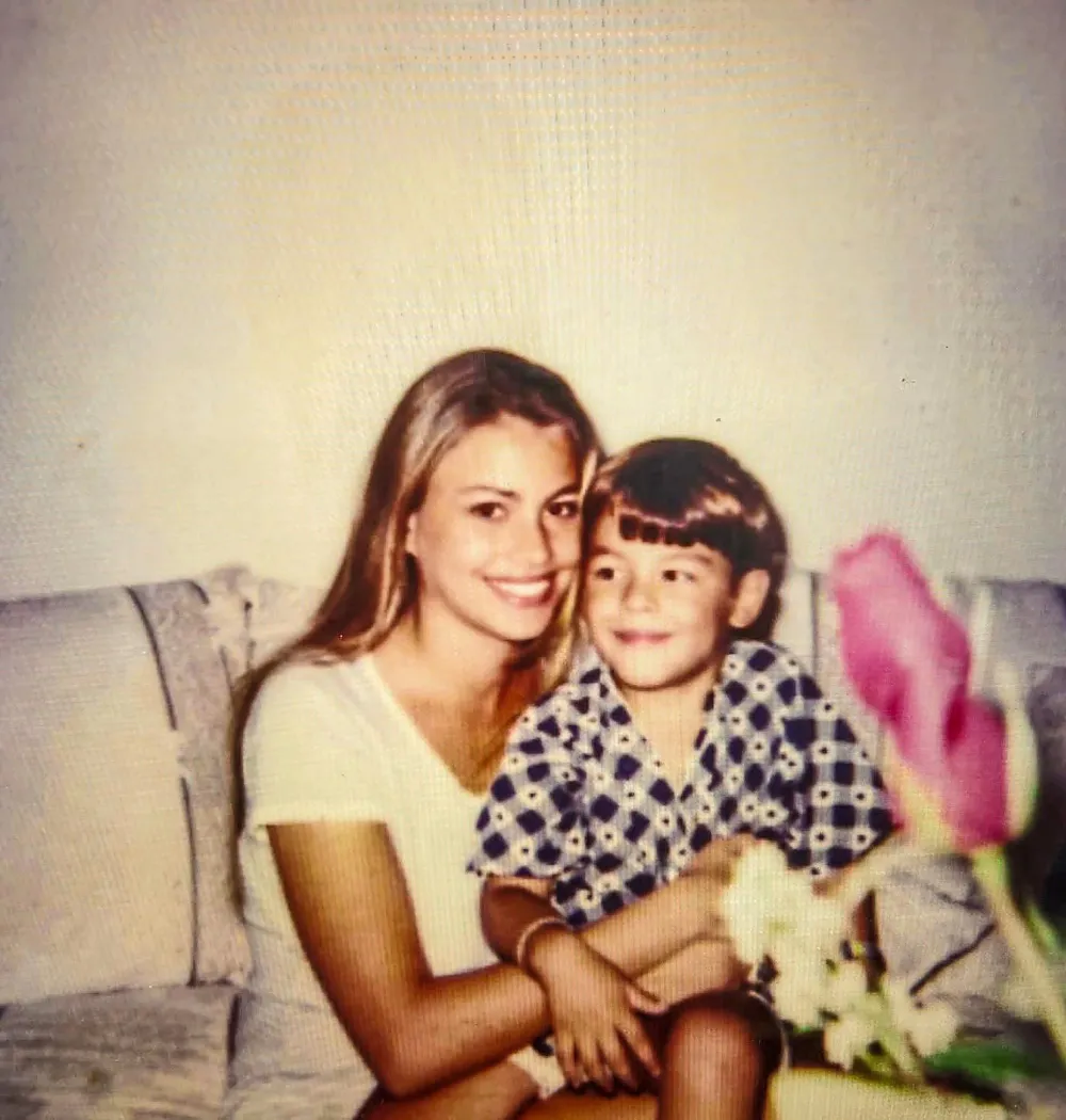 How Sofia Vergara Survived Life as a Young Single Mom to Son Manolo