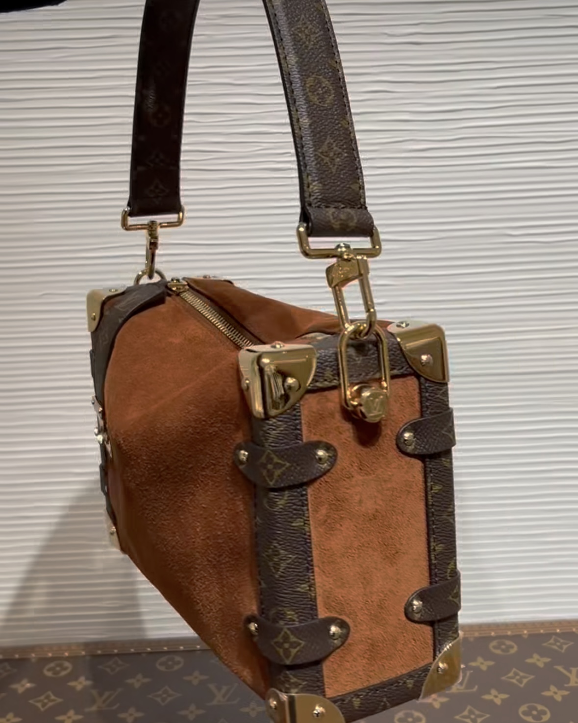 luxury suede bags for fall 2025