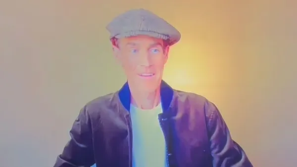 James Van Der Beek Makes Surprise Appearance at Dawson Creek Reunion