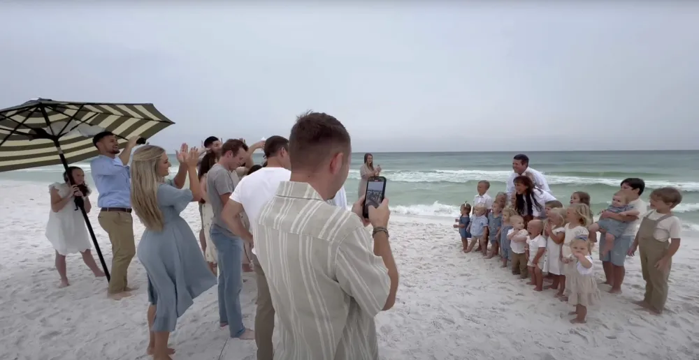 Jana Duggar Shares Photos and Videos From Family 40 Person Vacation