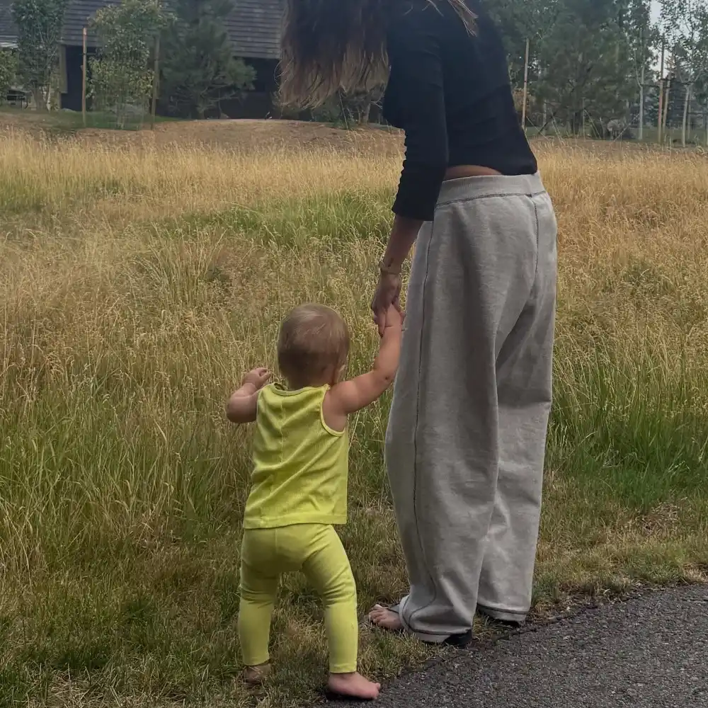 Justin Bieber Shares Throwback Photos of Hailey Bieber Wedding and Pregnancy 2