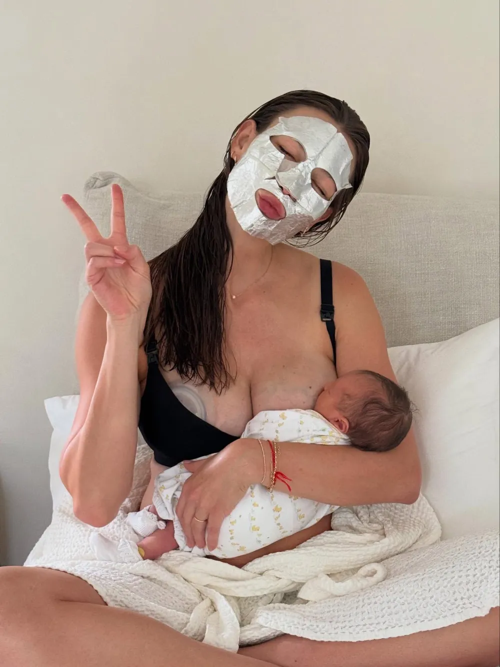 Karlie-Kloss-IG-554740850_18530651566021098_6761511223248193179_n