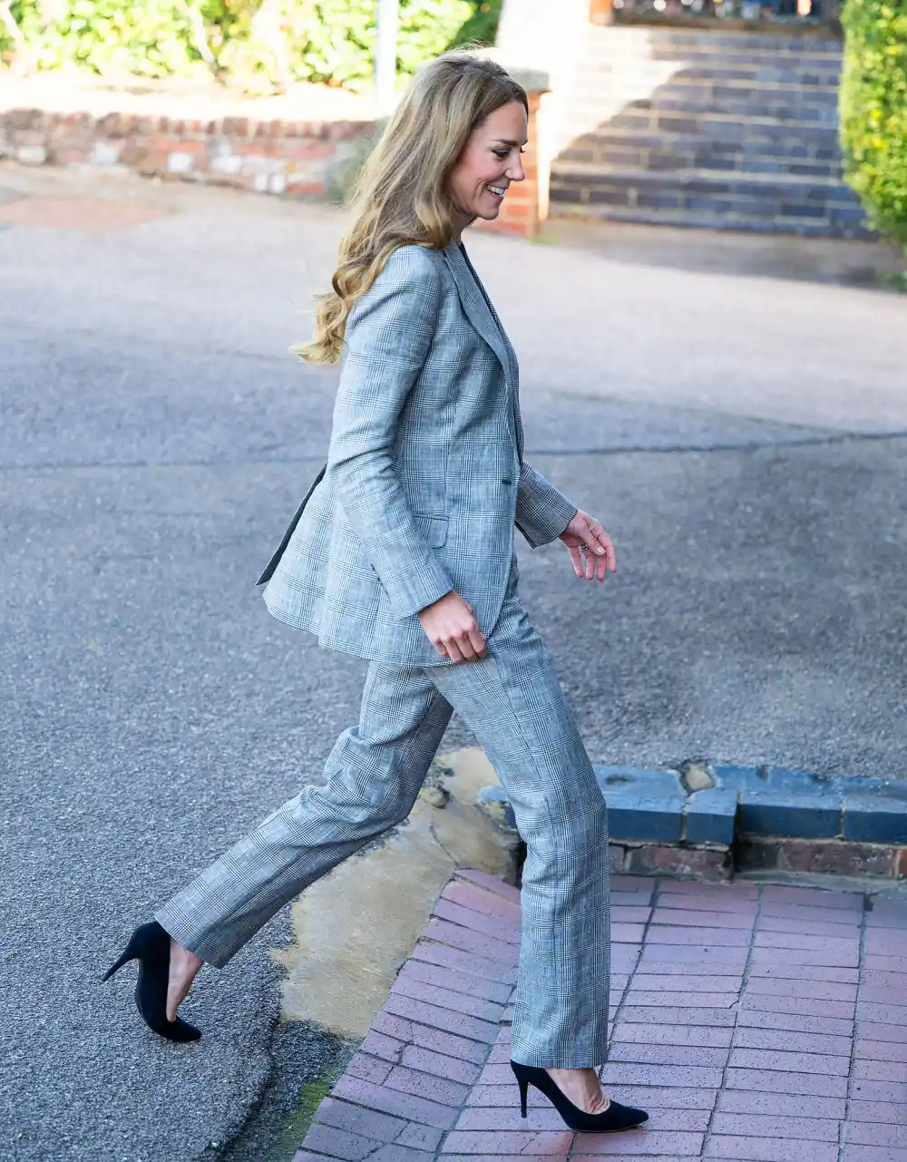 Kate Middleton Spotted in Menswear Suit 2