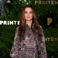 Katie Holmes Bio Pic