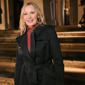 LONDON, ENGLAND - FEBRUARY 24: Kim Cattrall attends the Burberry Winter 2025 show during London Fashion Week on February 24, 2025 in London, England. (Photo by Jed Cullen/Dave Benett/Getty Images for Burberry)