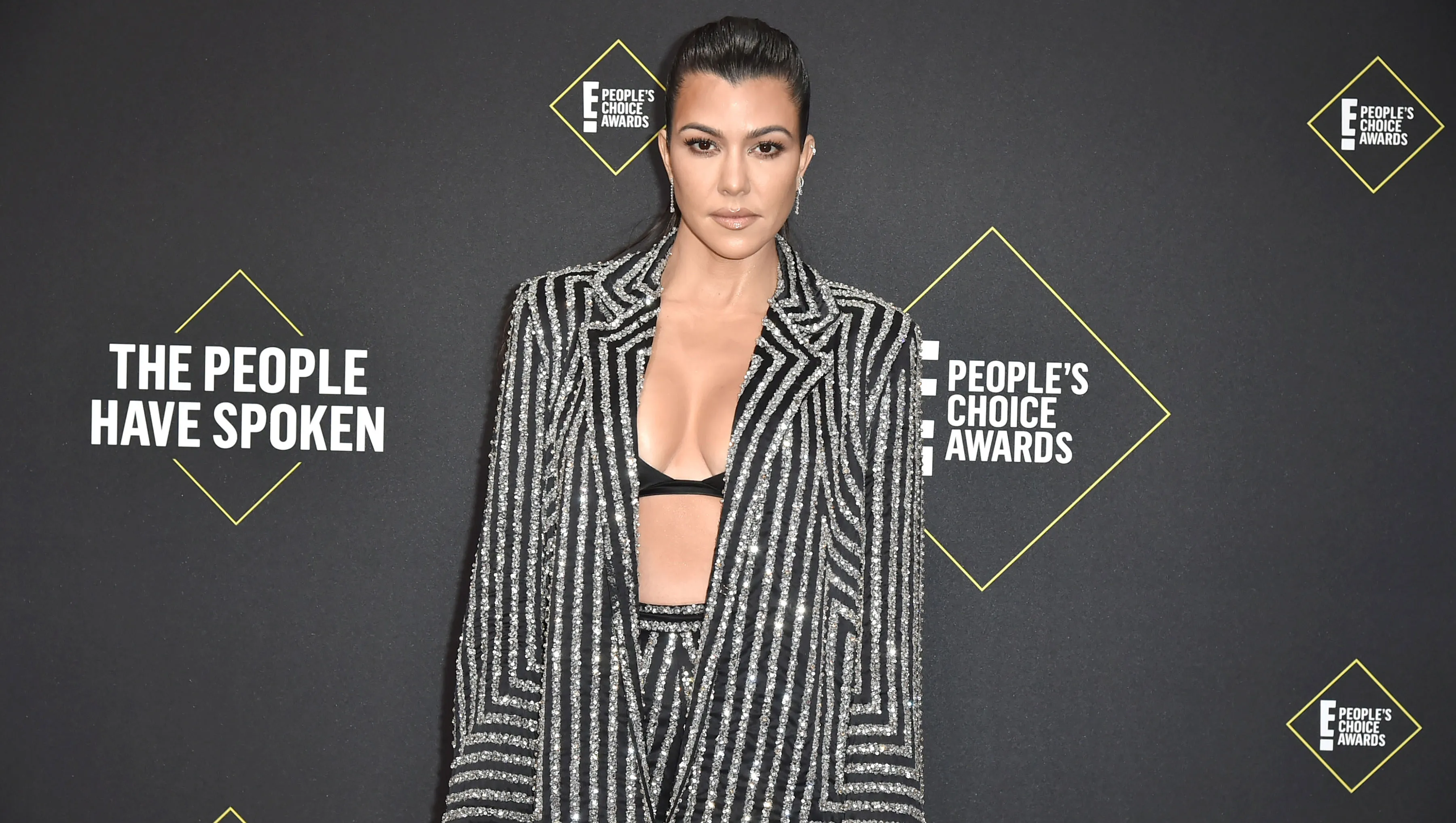 SANTA MONICA, CALIFORNIA - NOVEMBER 10: Kourtney Kardashian attends 2019 E! People's Choice Awards - Arrivals at The Barker Hanger on November 10, 2019 in Santa Monica, California. (Photo by David Crotty/Patrick McMullan via Getty Images)