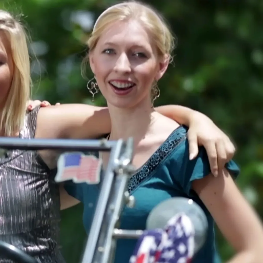 Lydia Plath Is Jealous of Older Sister Who Chose Not to Be on Reality TV Hosanna