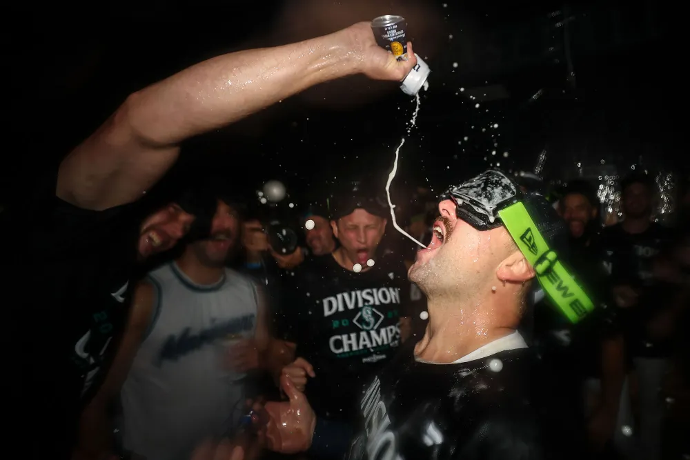 Mariners Star Cal Raleigh Girlfriend Reacts to His Historic Night Beer Soaked Celebration 3