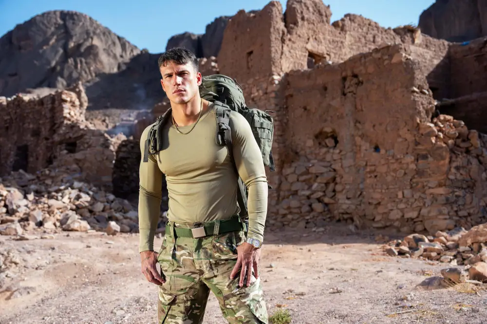 Mark-Estes-feature-C_00041.