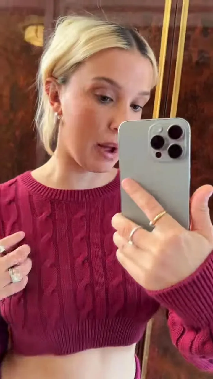 Millie Bobby Brown Puts Washboard Abs on Display in Newly Released Outfit From Her Barre Collection 003