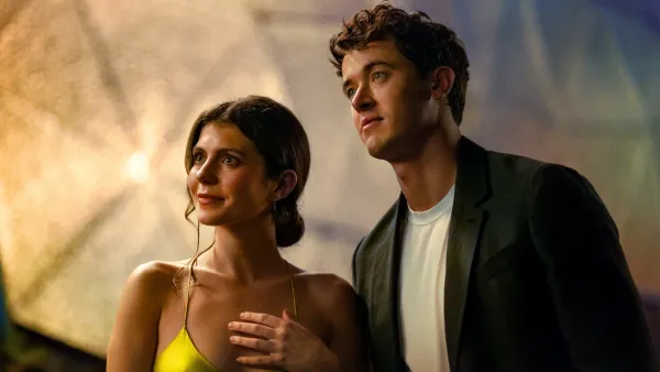 People We Meet on Vacation Trailer 1