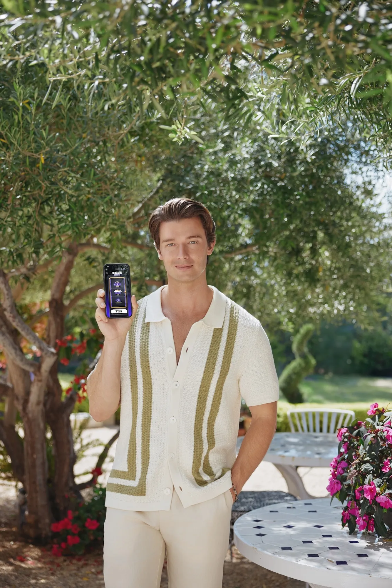 Patrick Schwarzenegger Jokes About Weird Stuff Hes Done on Set in New Ad Campaign For Fanatics Casino_ FanCash Spins - Photo 5