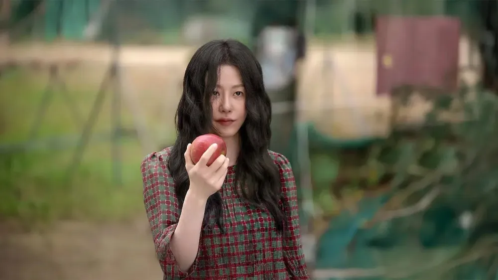 Go Hyun Jung in Queen Mantis