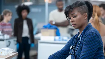 Simone-Griffith-Greys-Anatomy-Season-22-Premiere-Feature-178594_0171