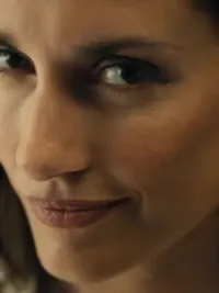 Silvia Alonso in Suspicious Minds