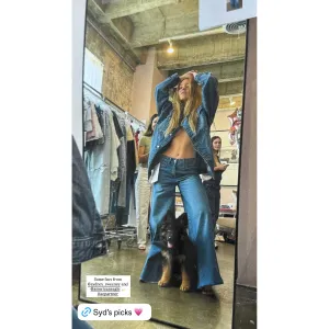 Sydney Sweeney Goes Braless While Flexing Her Abs in a Behind-the-Scenes Photo From American Eagle Ad