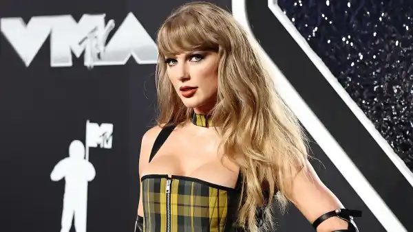 Taylor-Swift-GettyImages-2171411172