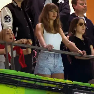 Taylor-Swift-GettyImages-2198617063