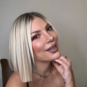 Tori Spelling Shows Off New Bob: 'I Cut My Own Hair and I Like It'