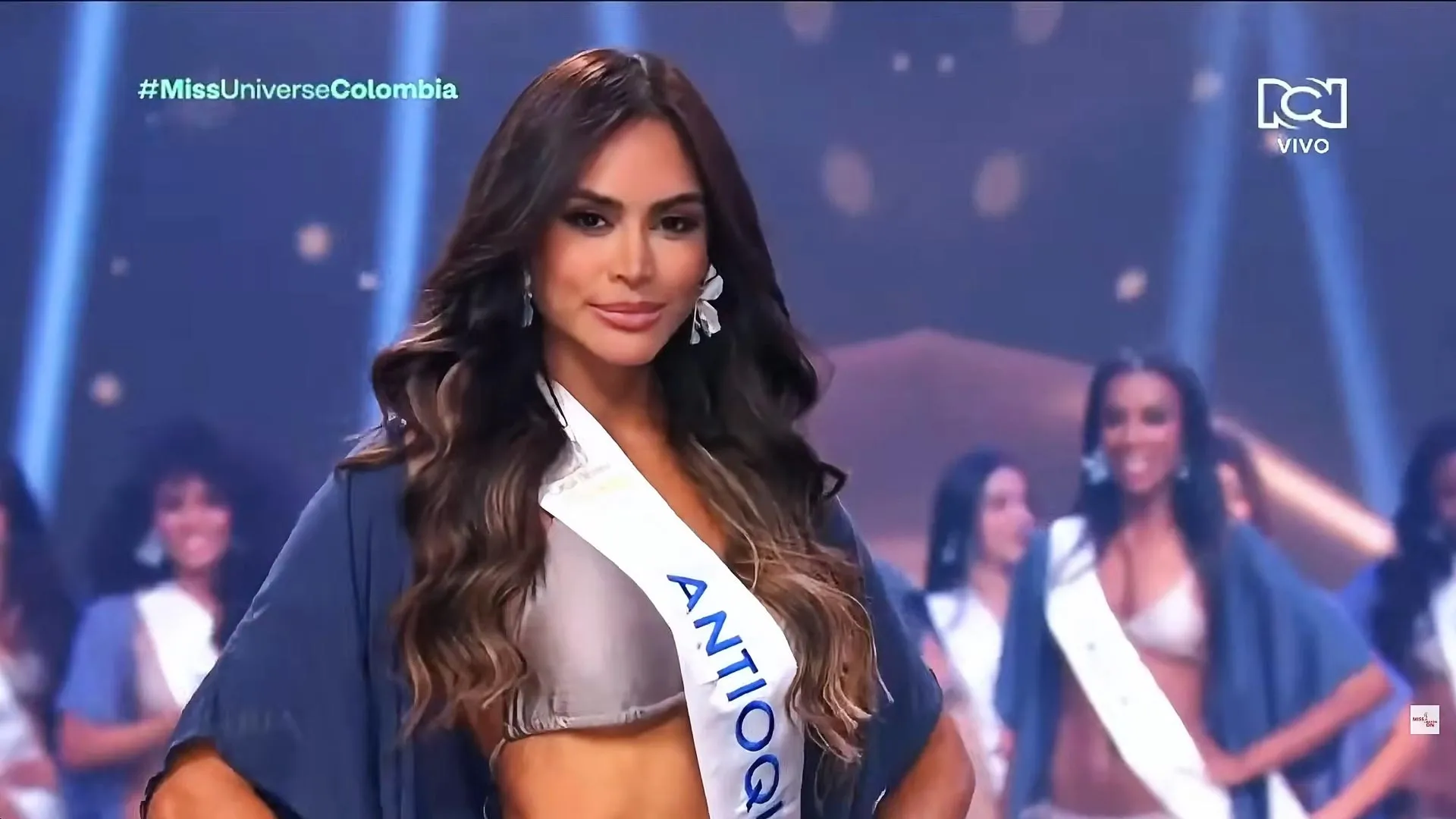 Vanessa Pulgarin 001