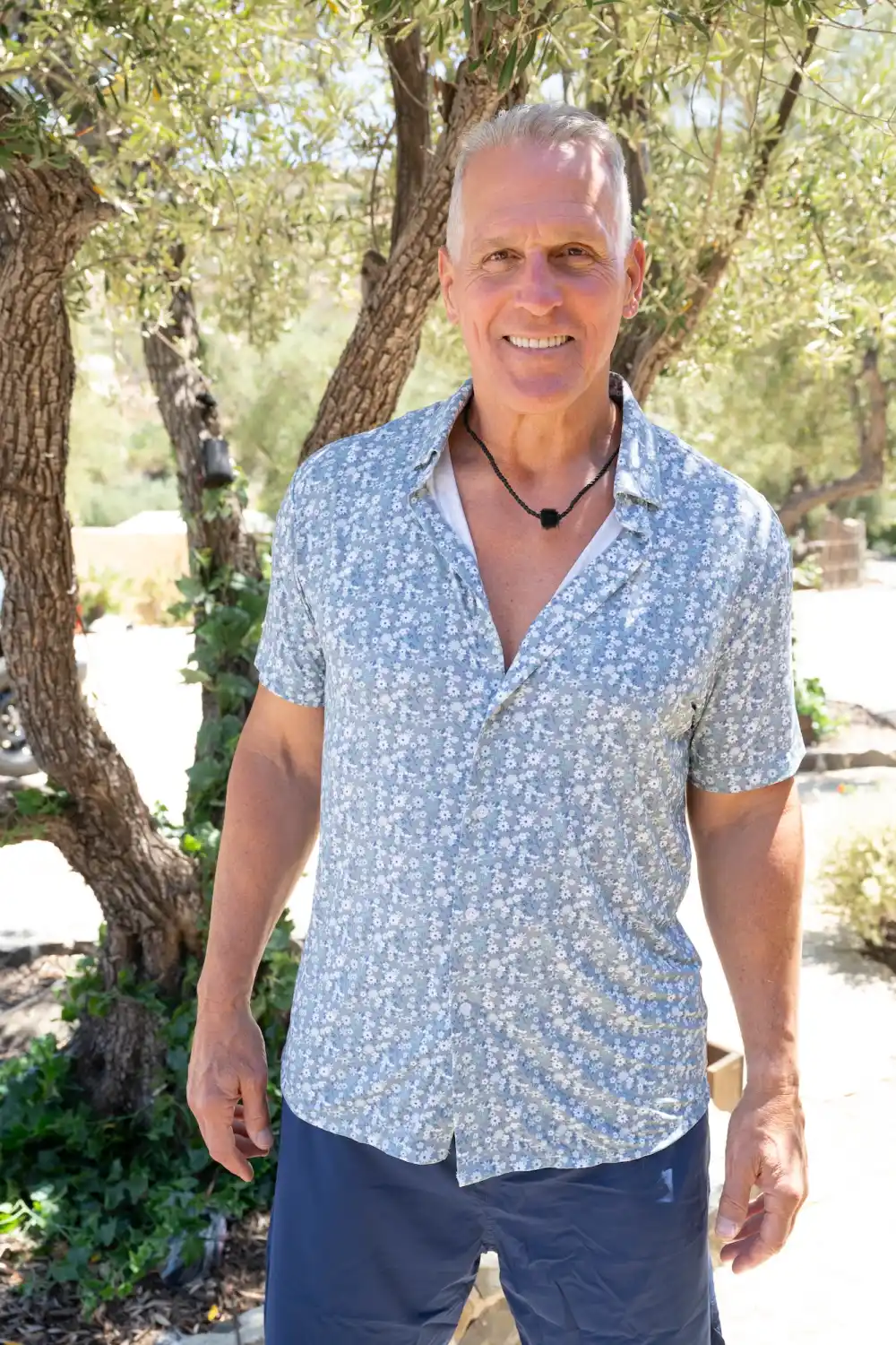 Watch Golden Bachelor Mel s Message to Fans Who Are Boycotting the Show Over His Podcast Comments