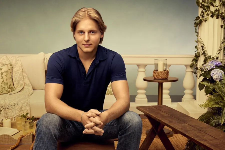 Welcome to Plathville Cast s Dating History Inside the Family s Love Lives Including Ethan and Micah ISSAC