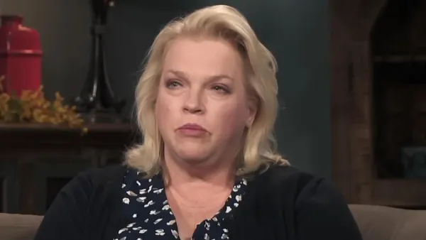 Why Janelle Brown Thinks Legalizing Polygamy Would Make It Go Away