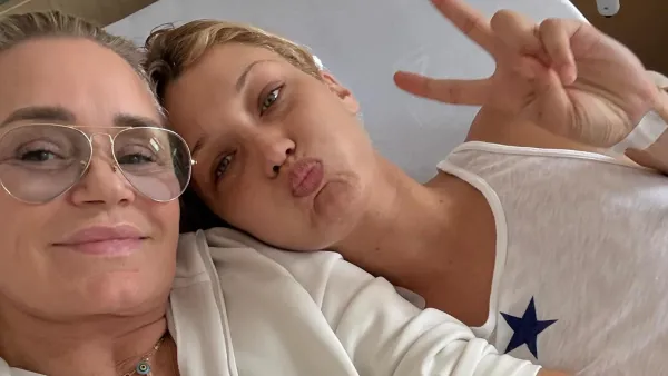 Yolanda-Hadid-Supports-Daughter-Bella-Hadid-as-She-Battles-Lyme-Disease-in-Hospital
