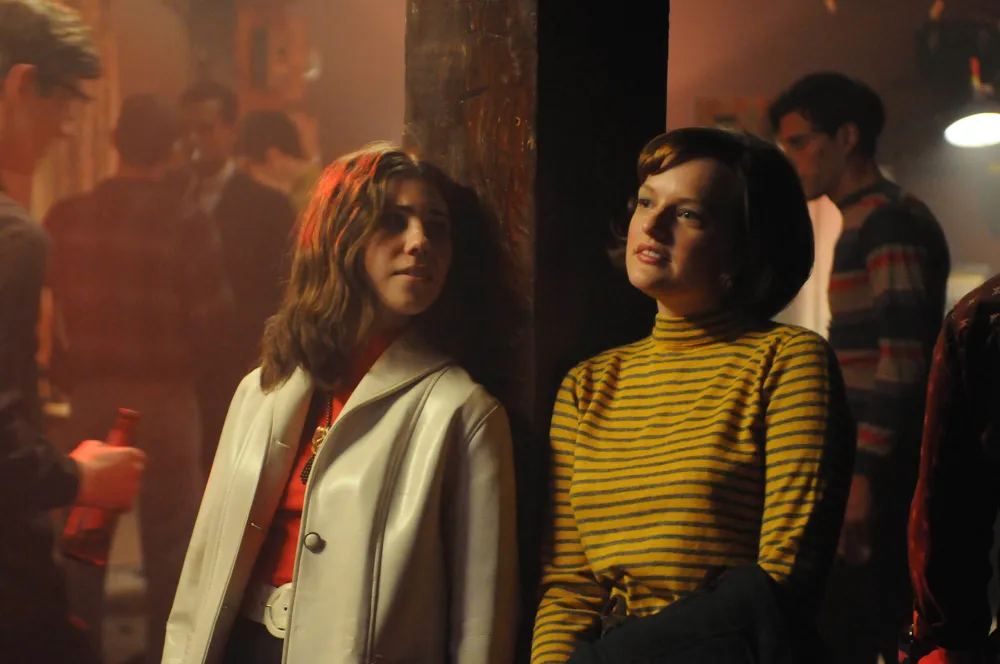 Zosia-Mamet-Mad-Men-inline-TCDMAME_EC341