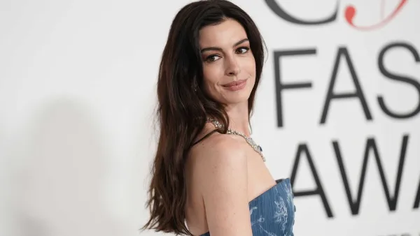 Anne Hathaway Trousers