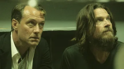 Jude Law and Jason Bateman in Black Rabbit