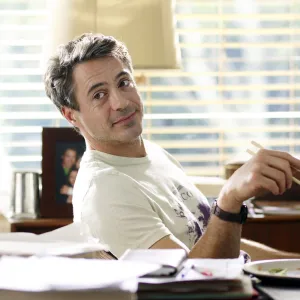 Robert Downey Jr. in Charlie Bartlett