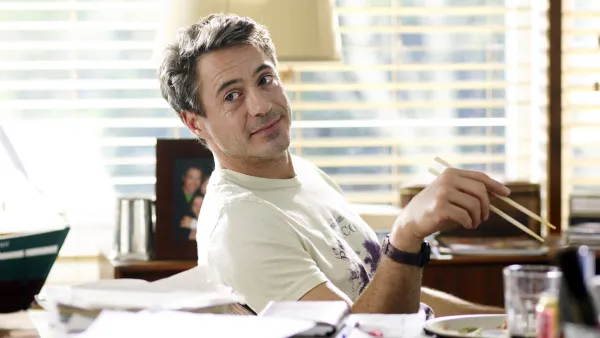 Robert Downey Jr. in Charlie Bartlett