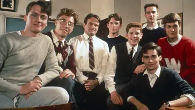 Gale Hansen, Allelon Ruggiero, Robin Williams, Ethan Hawke, Dylan Kussman, Robert Sean Leonard, James Waterston, Josh Charles in Dead Poets Society