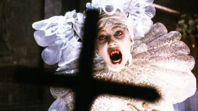 Sadie Frost in Bram Stoker's Dracula