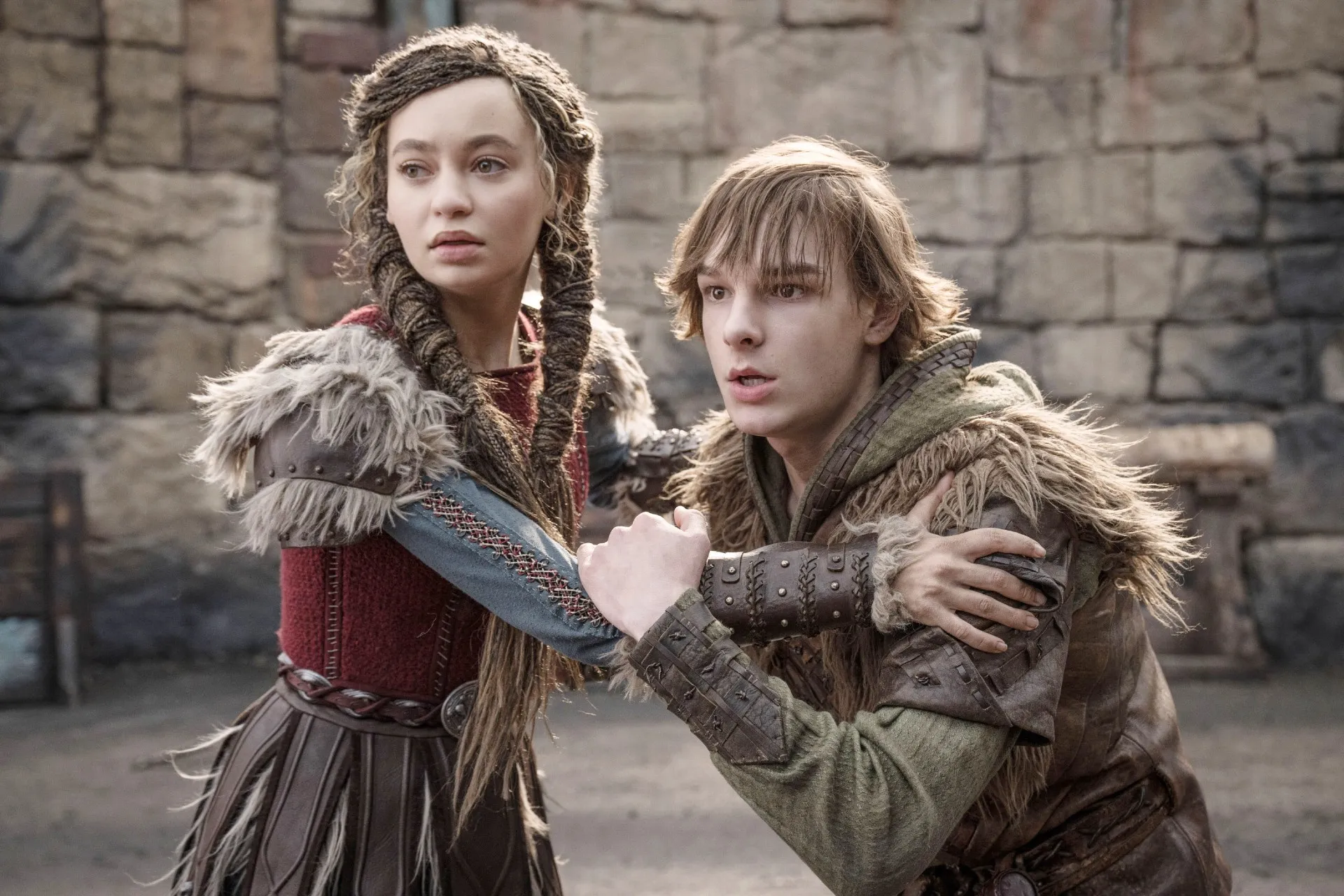 Nico Parker and Mason Thames in How to Train Your Dragon