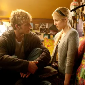 Alex Pettyfer and Dianna Agron in I Am Number Four
