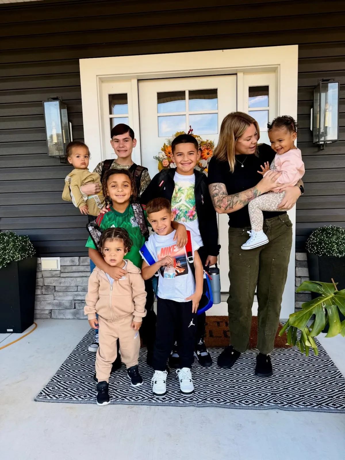 Teen Moms Kailyn Lowry Claps Back at Parenting Critics Stop Discrediting What I Do