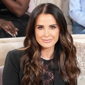 Kyle Richards Teeth Whitening Strips