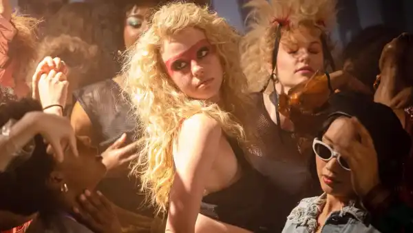 Mia Goth in MaXXXine