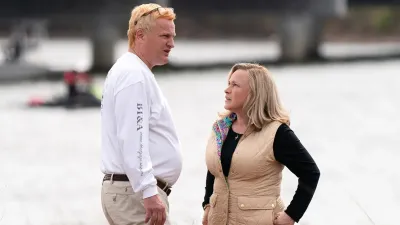 Jason Clarke and Patricia Arquette in Murdaugh: Death of the Family