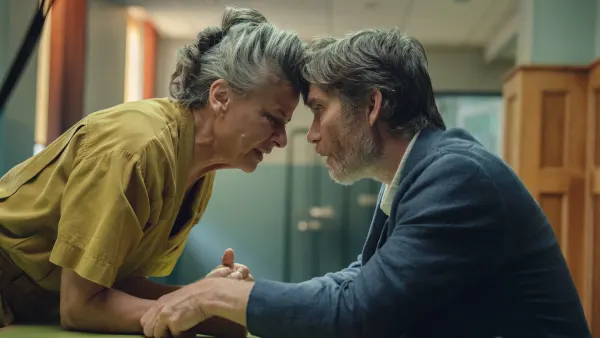 Tracey Ullman and Cillian Murphy in Steve