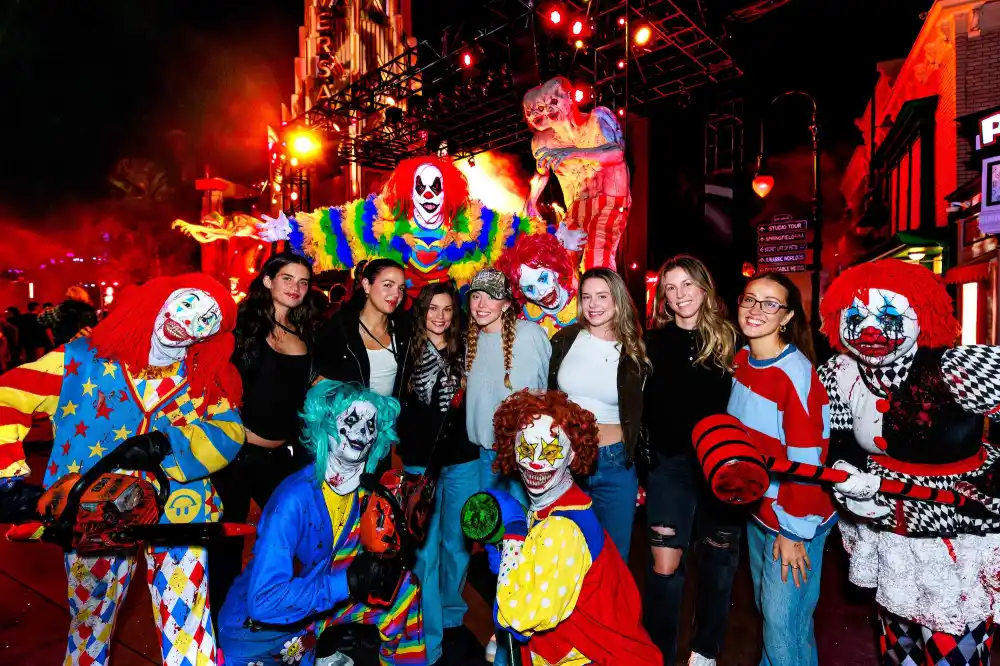 Sydney Sweeney, Scooter Braun Hold Hands During Halloween-Themed Outing
