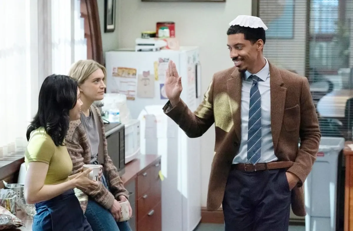 Ramona Young, Chelsea Frei and Melvin Gregg in The Paper