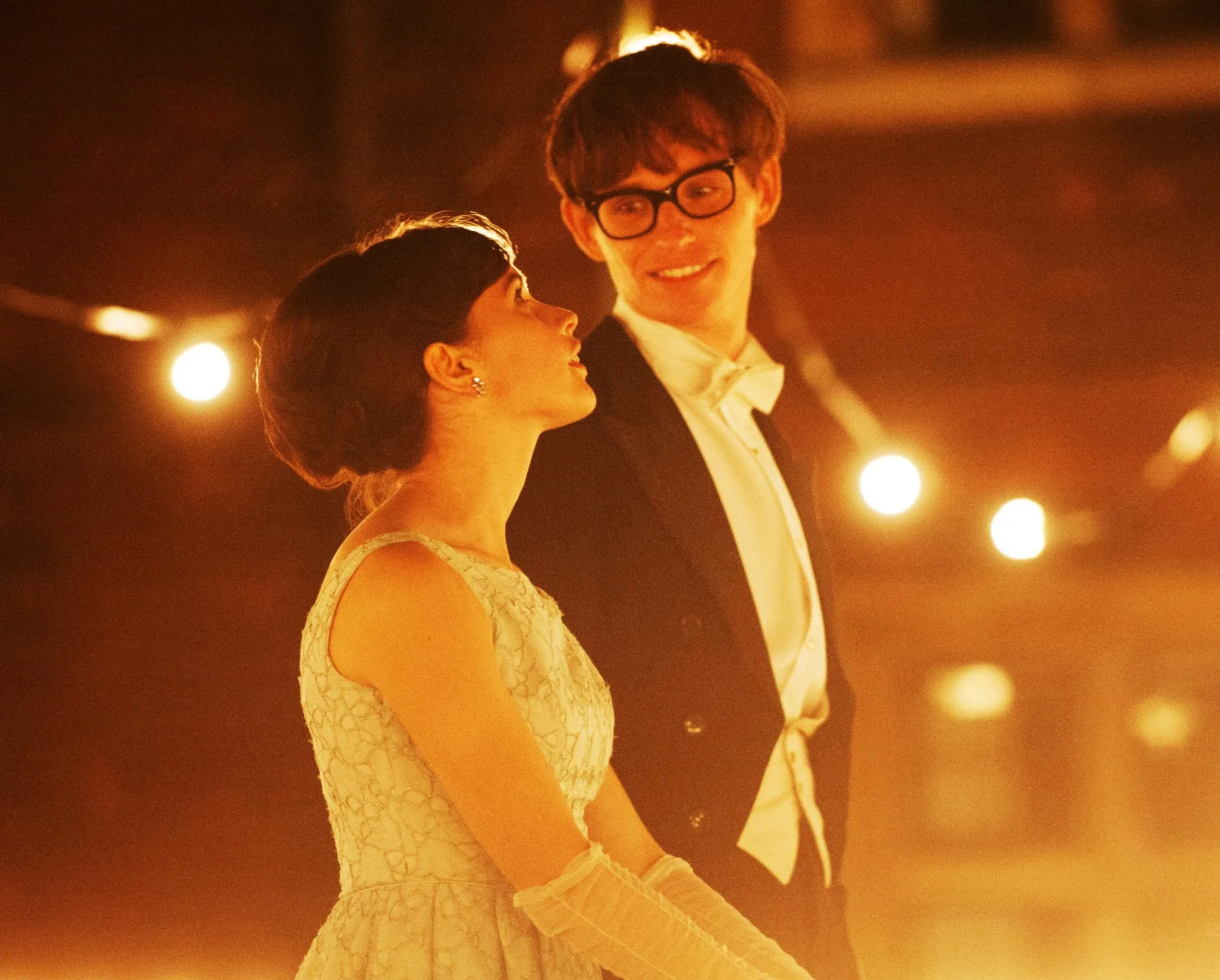 Felicity Jones and Eddie Redmayne in The Theory of Everything