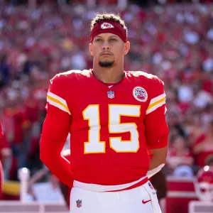 Kansas City Karen Goes Viral for Snatching Patrick Mahomes Headband From Young Fan