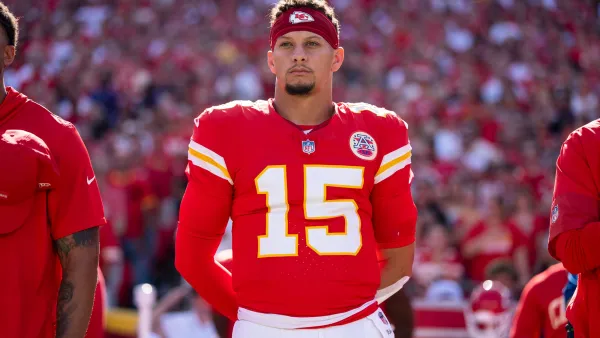 Kansas City Karen Goes Viral for Snatching Patrick Mahomes Headband From Young Fan